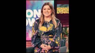 Kelly Clarkson Says Weight Loss Is a Result of Prescription Medication  'Everybody Thinks It's Ozemp